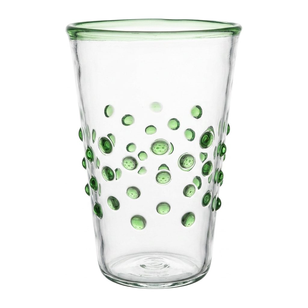 Wasserglas Dots in Farbe Grün auf weißem Hintergrund