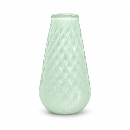 Diamond Vase – Large – Produktansicht auf weißem Hintergrund