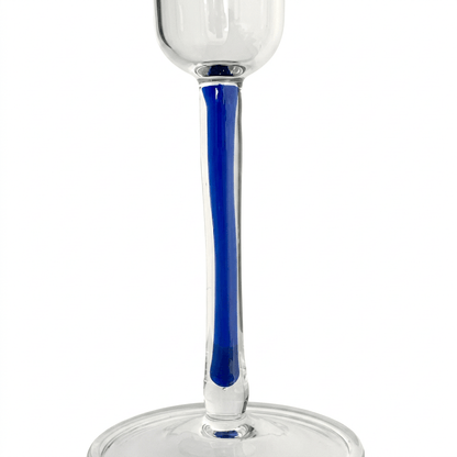Champagnerglas Flöte Tiefblau, Detailansicht des tiefblauen Stiels