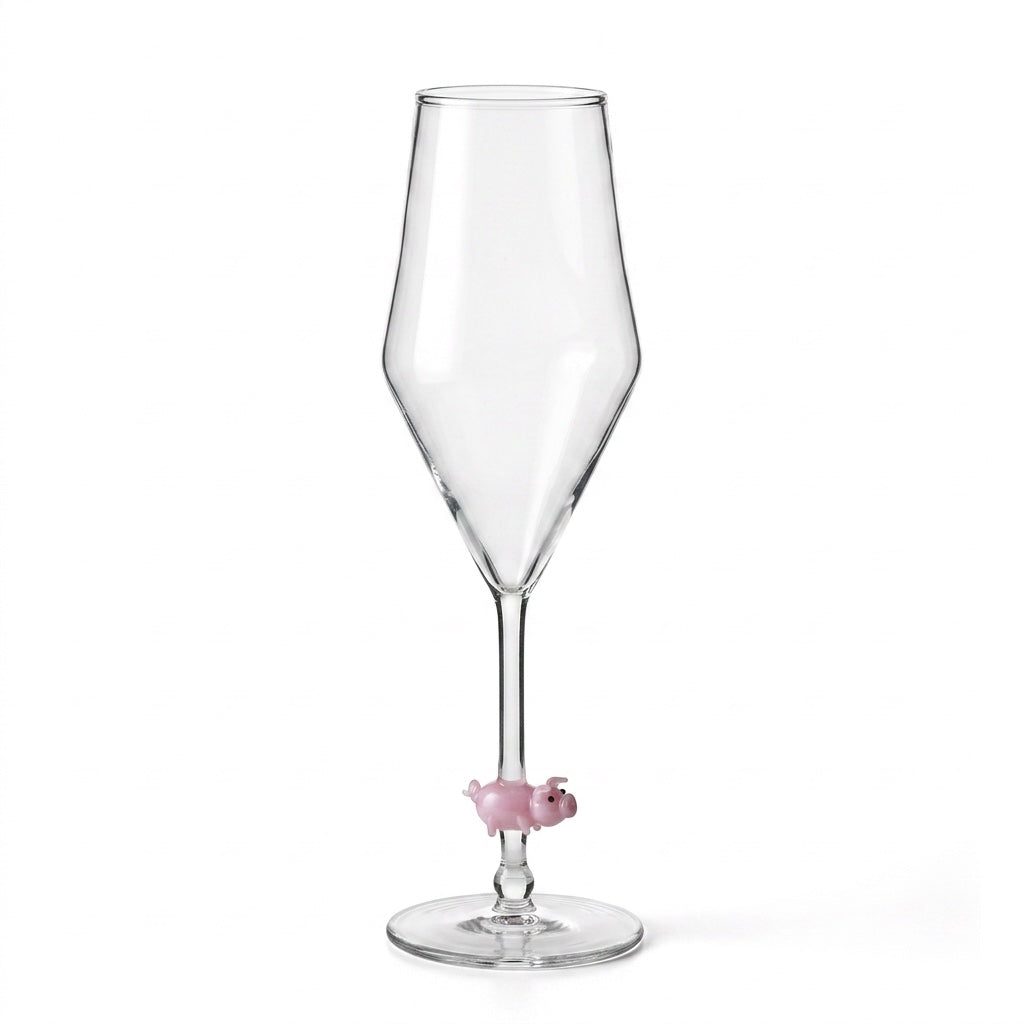 casa vitri Champagnerglas Tulpe Special mit Schwein im Stiel, Detailansicht auf weißem Hintergrund
