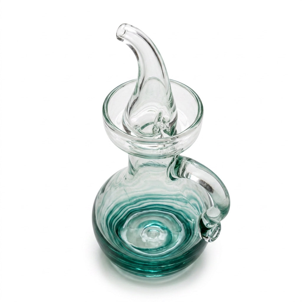Lafiore Ölflasche Mare Grün, mundgeblasen aus recyceltem Glas, Mallorca