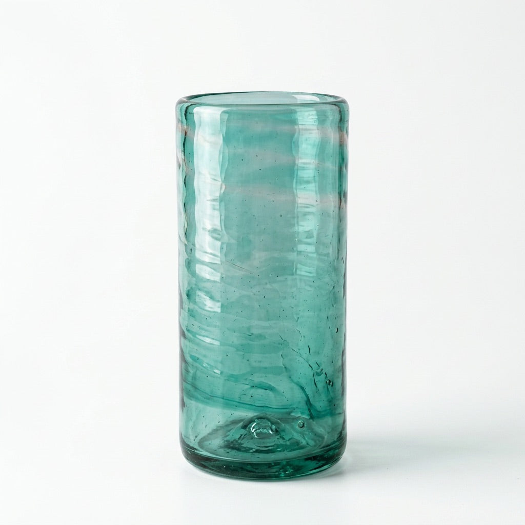 Lafiore Tube Tumbler Mare Grün, mundgeblasenes Trinkglas aus recyceltem Glas, Mallorca